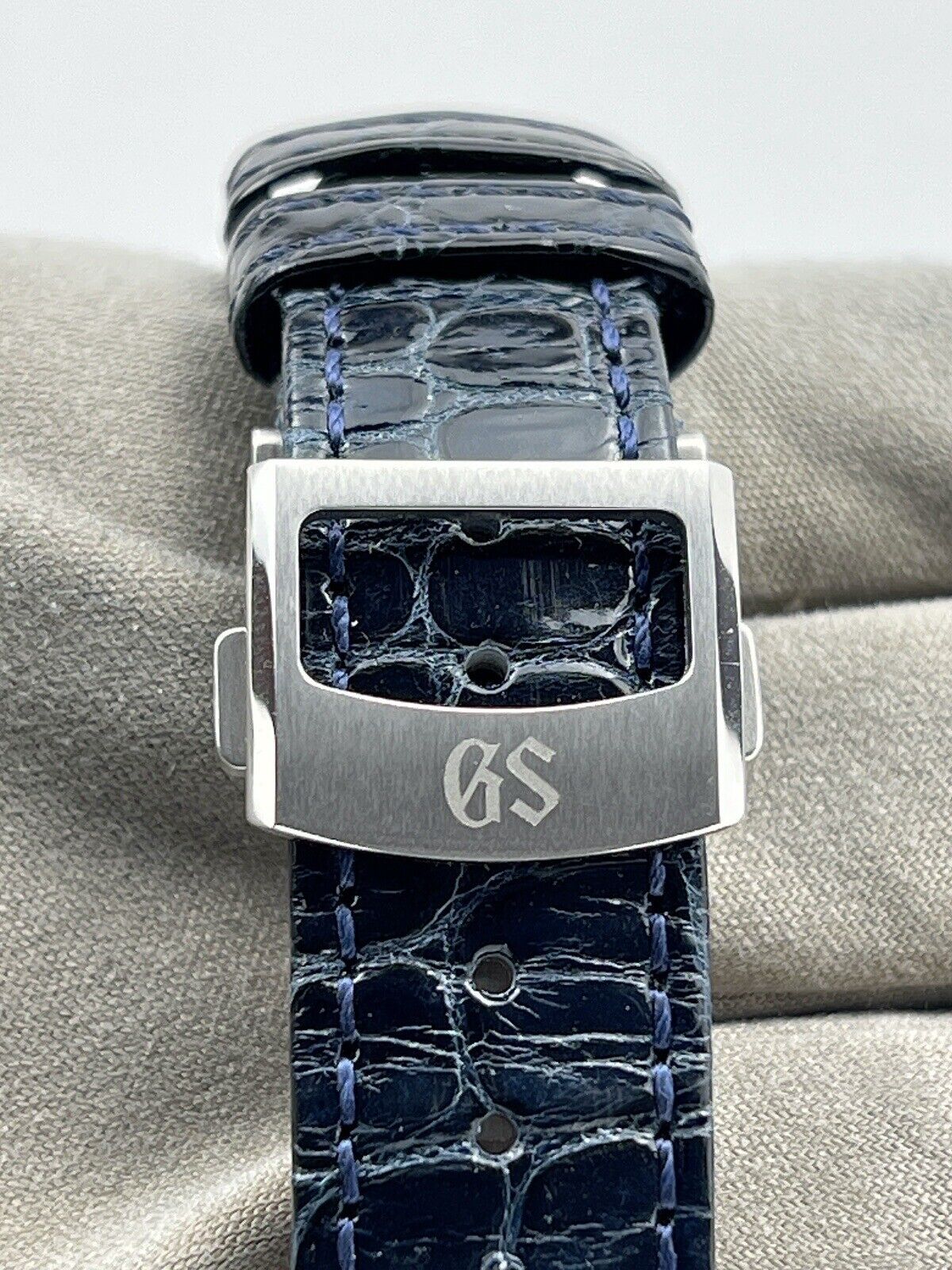 2023 Grand Seiko Elegance Limited Edition 39mm Manual Wind SBGK015 Box & Papers