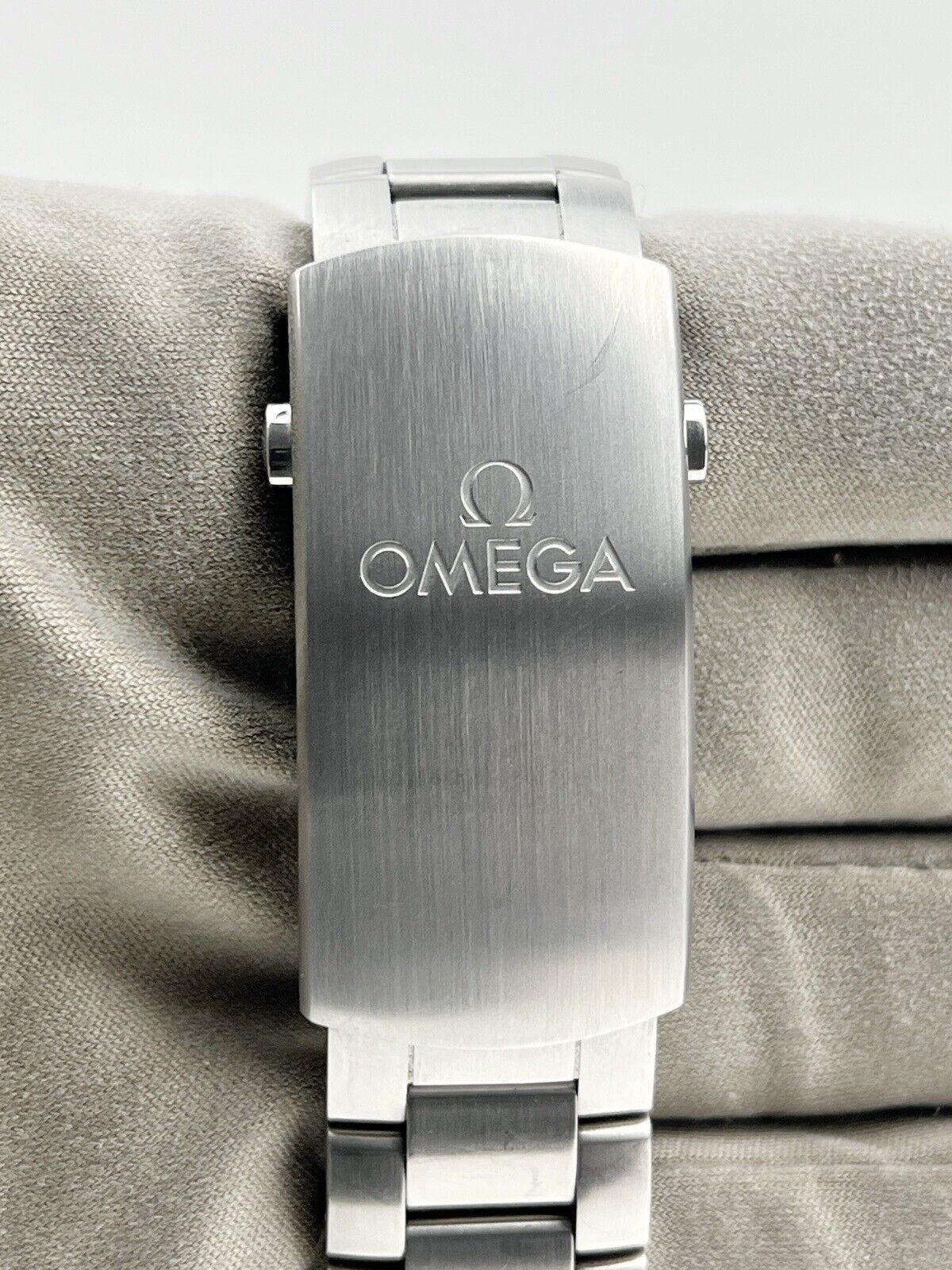 2019 Omega Seamaster Planet Ocean “Oreo”  43.5mm Automatic Watch Box And Papers