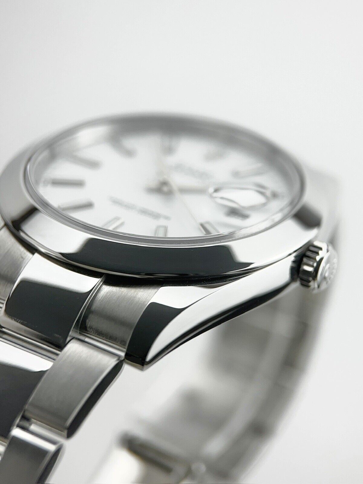 2023 Rolex Datejust Automatic 41mm Steel Mens Oyster Bracelet Watch Ref - 126300