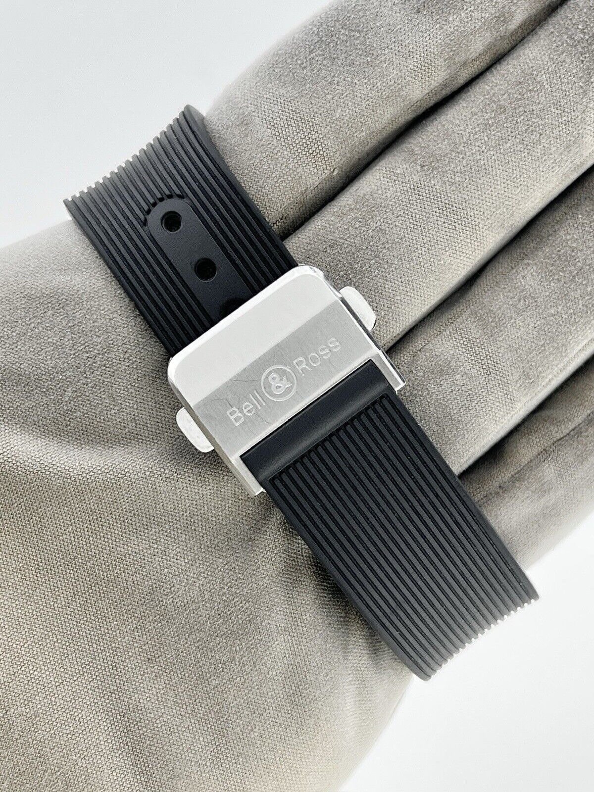 2021 Bell & Ross BR05 Automatic 40mm Black Dial Stainless Steel -Box And Papers