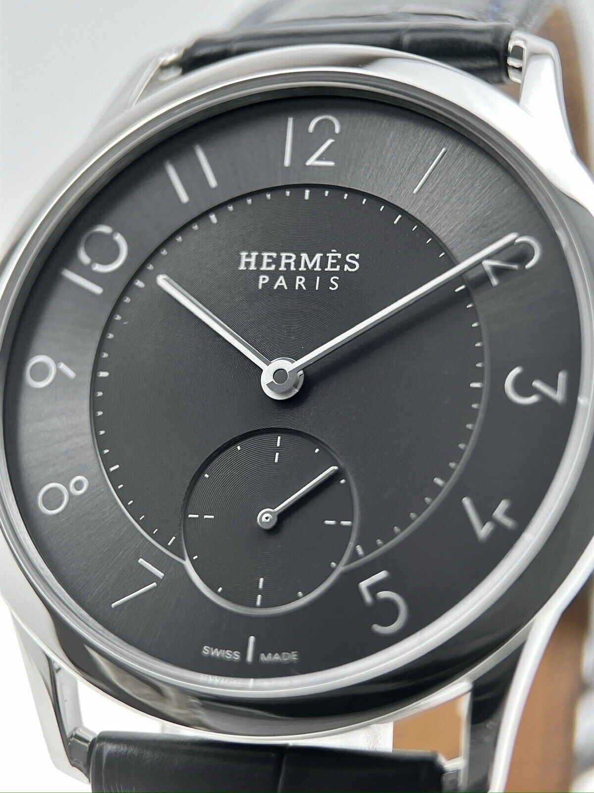 2018 Hermes Slim 39mm Automatic Men’s Watch CA.2.810 - Box And Papers