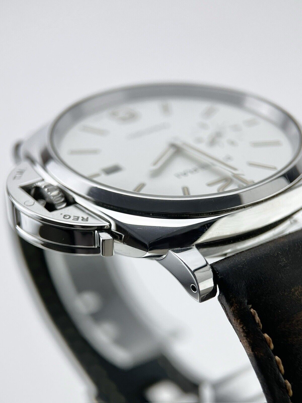 2021 Panerai Luminor Automatic 42mm PAM01046 Leather Band - Box And Papers