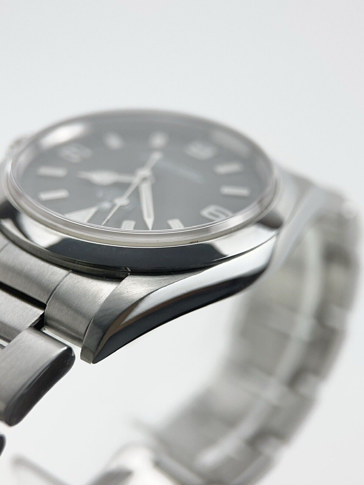 2000 Rolex Explorer Automatic Men’s 36mm Black Dial 14270 - Box And Papers