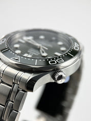 2022 GREEN Omega Seamaster Professional 300m GREEN DIAL 42mm - Box/Papers