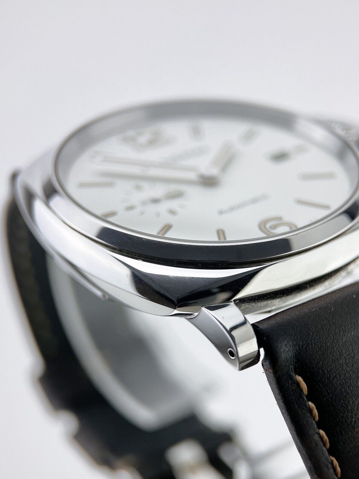 2021 Panerai Luminor Automatic 42mm PAM01046 Leather Band - Box And Papers