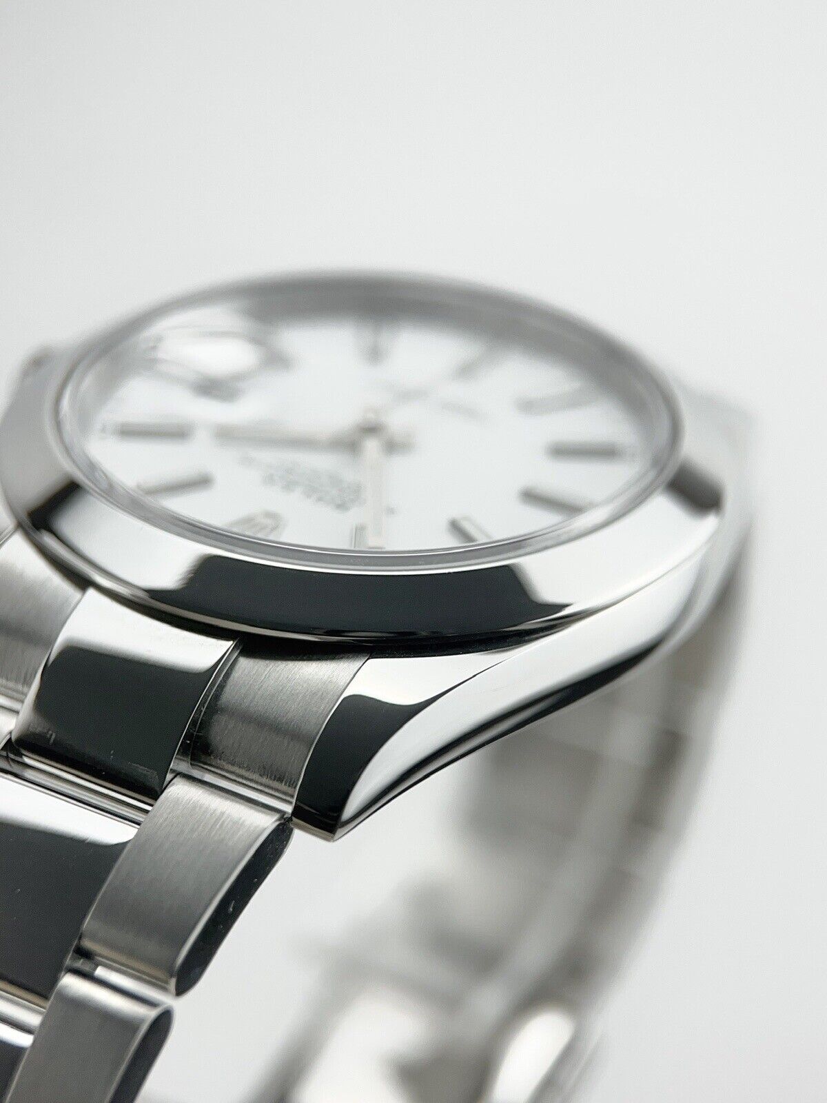 2023 Rolex Datejust Automatic 41mm Steel Mens Oyster Bracelet Watch Ref - 126300