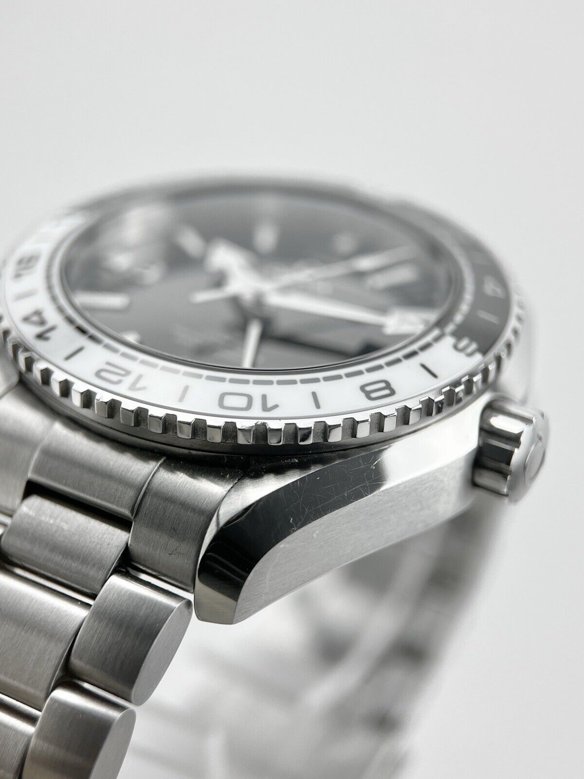 2019 Omega Seamaster Planet Ocean “Oreo”  43.5mm Automatic Watch Box And Papers