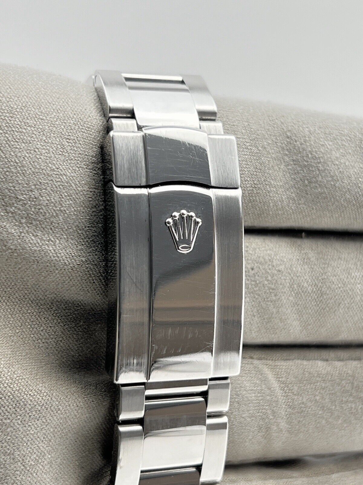 2014 Rolex Datejust II Automatic 41mm White Dial Watch 116300 - Box And Papers