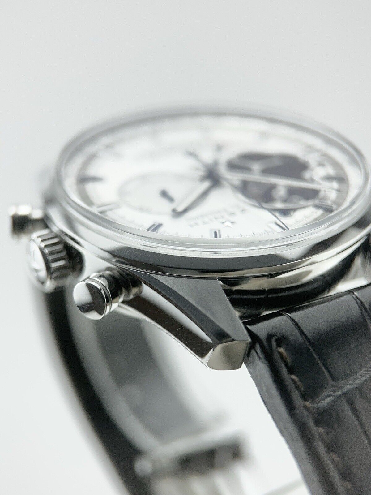 Zenith El Primero Chronomaster Stainless Steel White 42mm Automaitc Men’s Watch