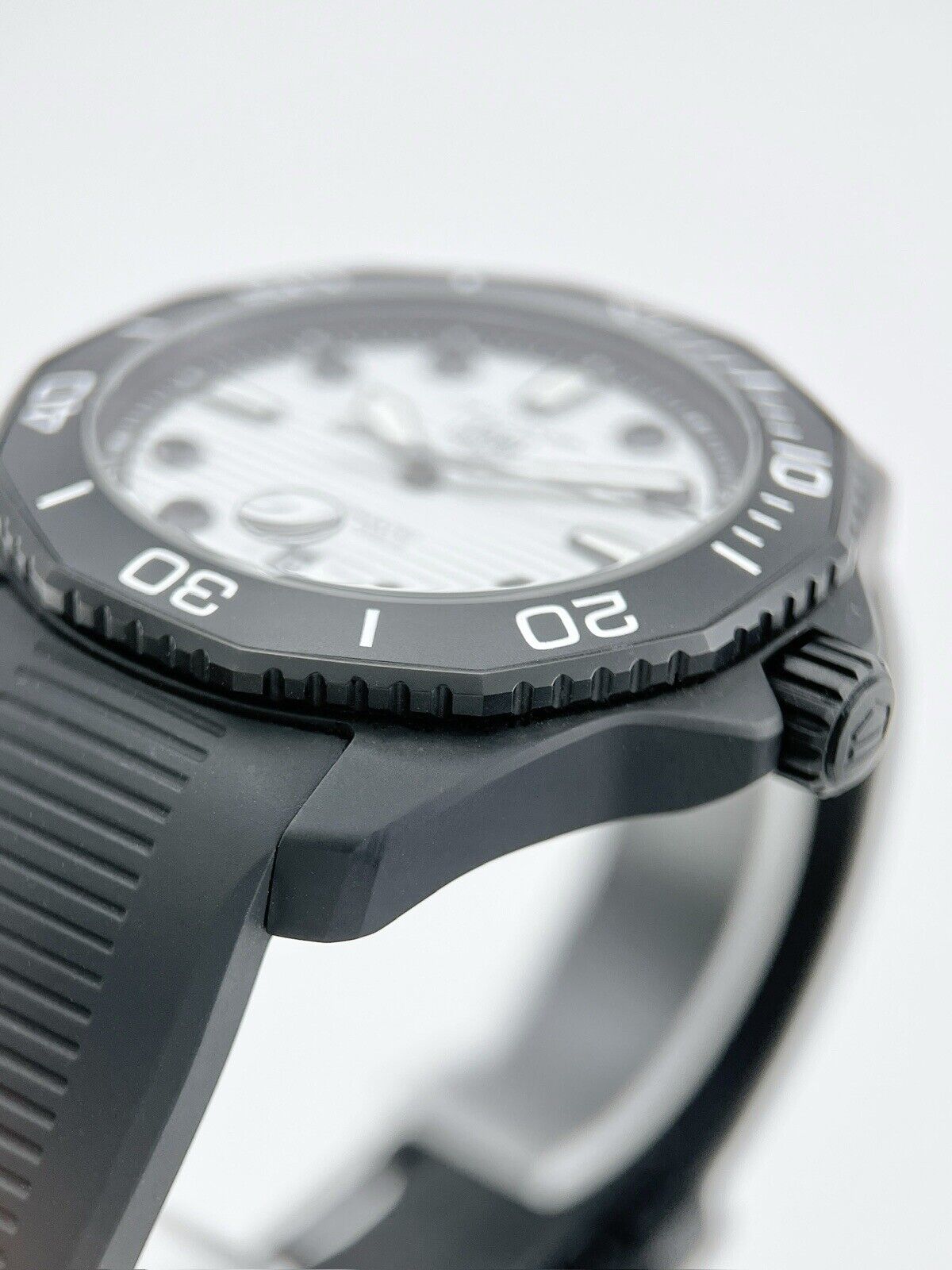 2022 Tag Heuer Aqua Racer Automatic 43mm White Dial WBP201D - Box And Papers