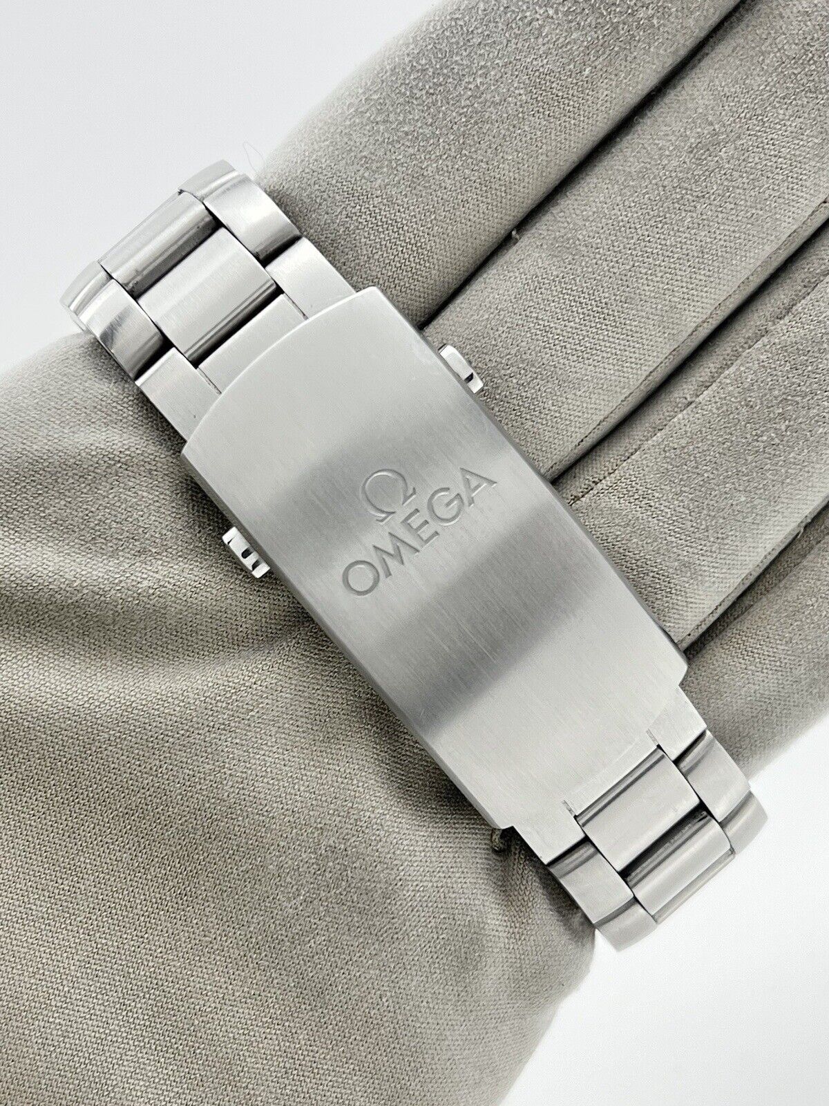 2019 Omega Seamaster Planet Ocean “Oreo”  43.5mm Automatic Watch Box And Papers