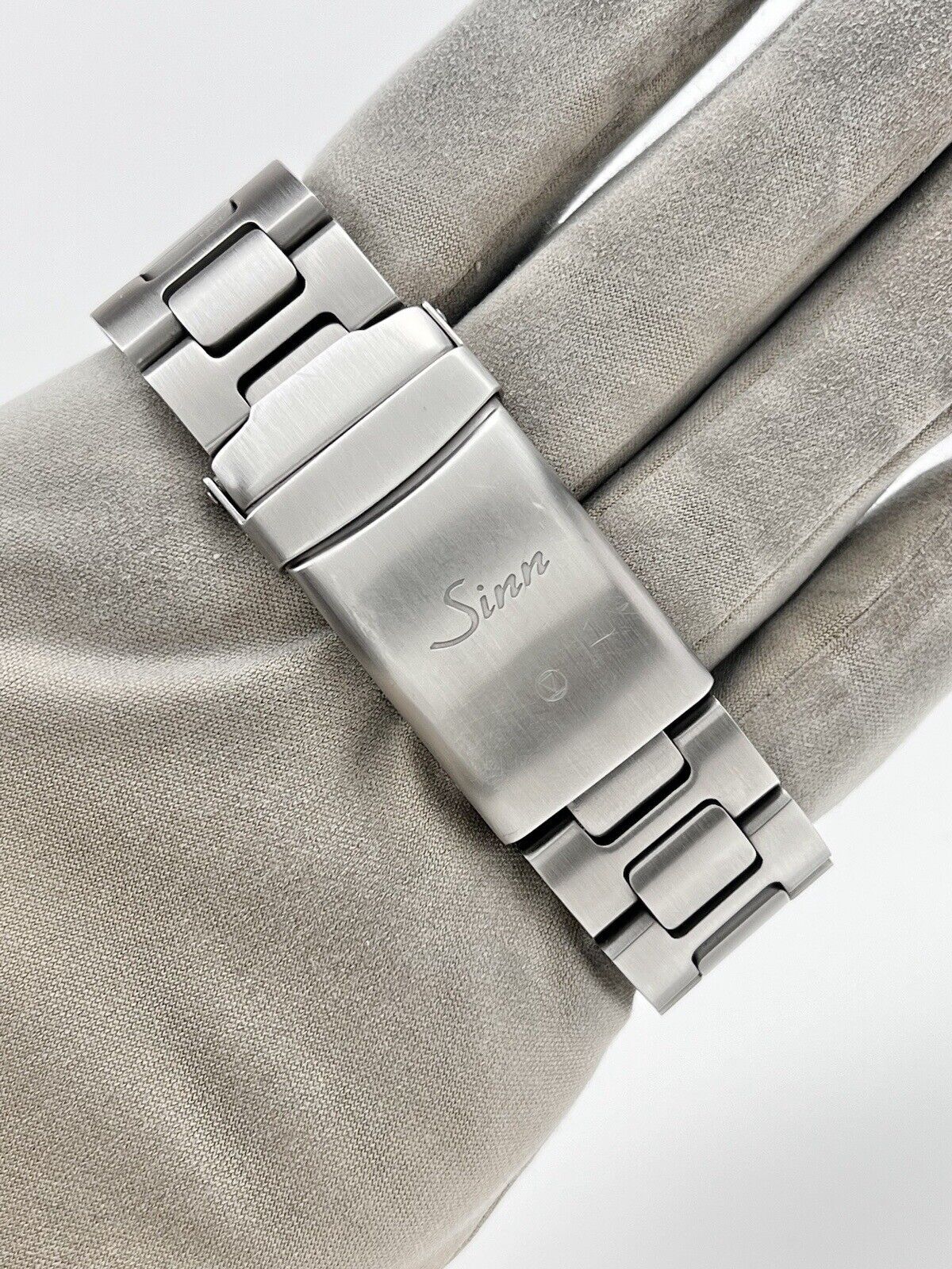 2019 Sinn 936 Chronograph Automatic 43mm Watch Black Dial - Box/Papers