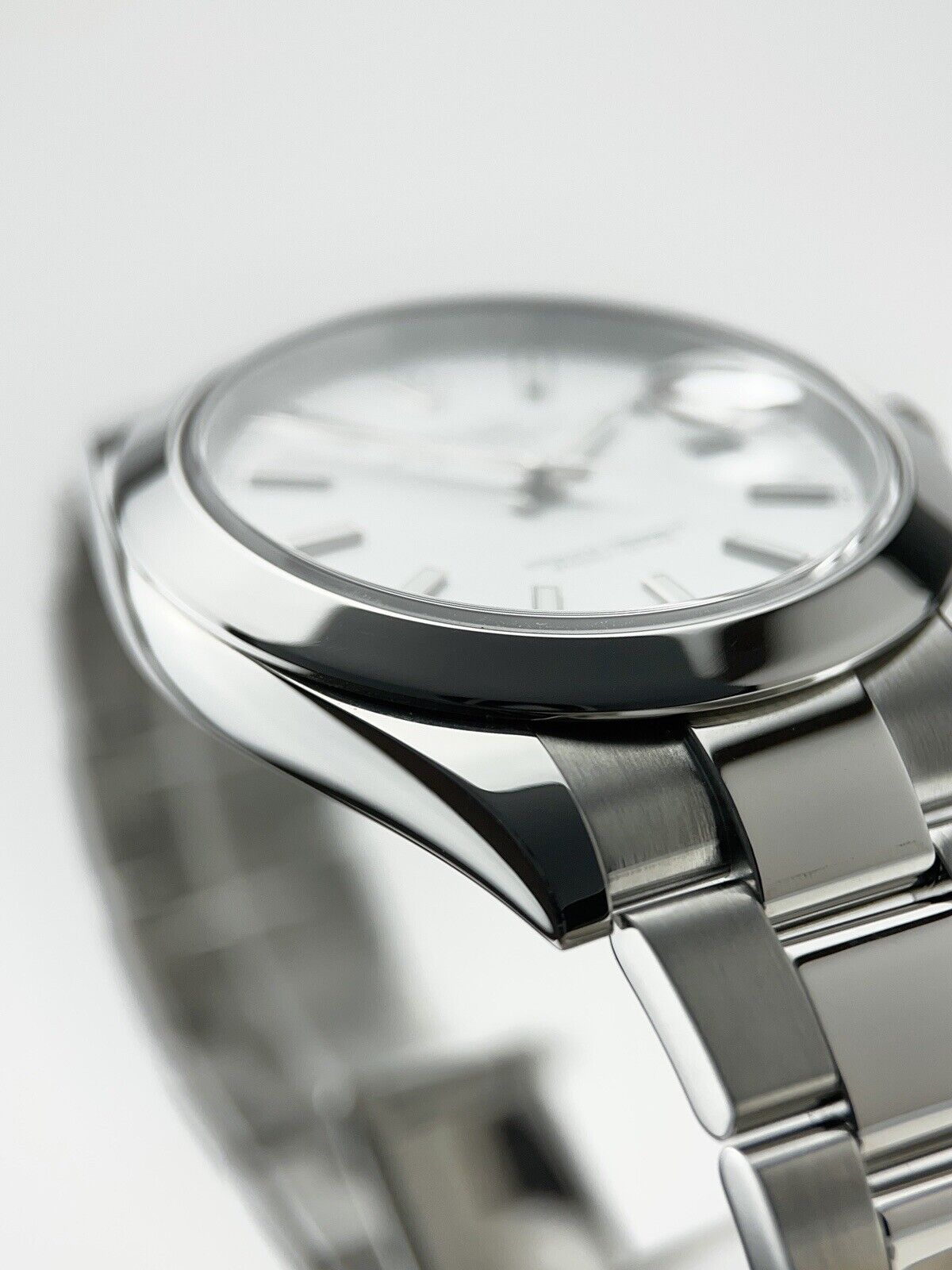 2023 Rolex Datejust Automatic 41mm Steel Mens Oyster Bracelet Watch Ref - 126300