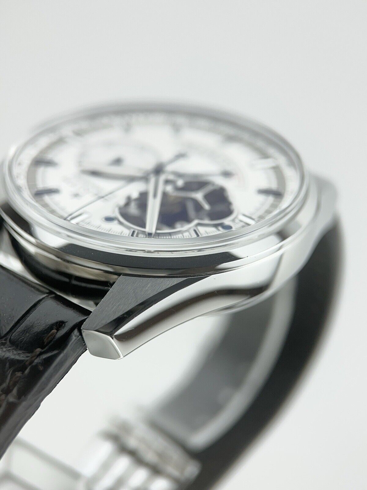 Zenith El Primero Chronomaster Stainless Steel White 42mm Automaitc Men’s Watch