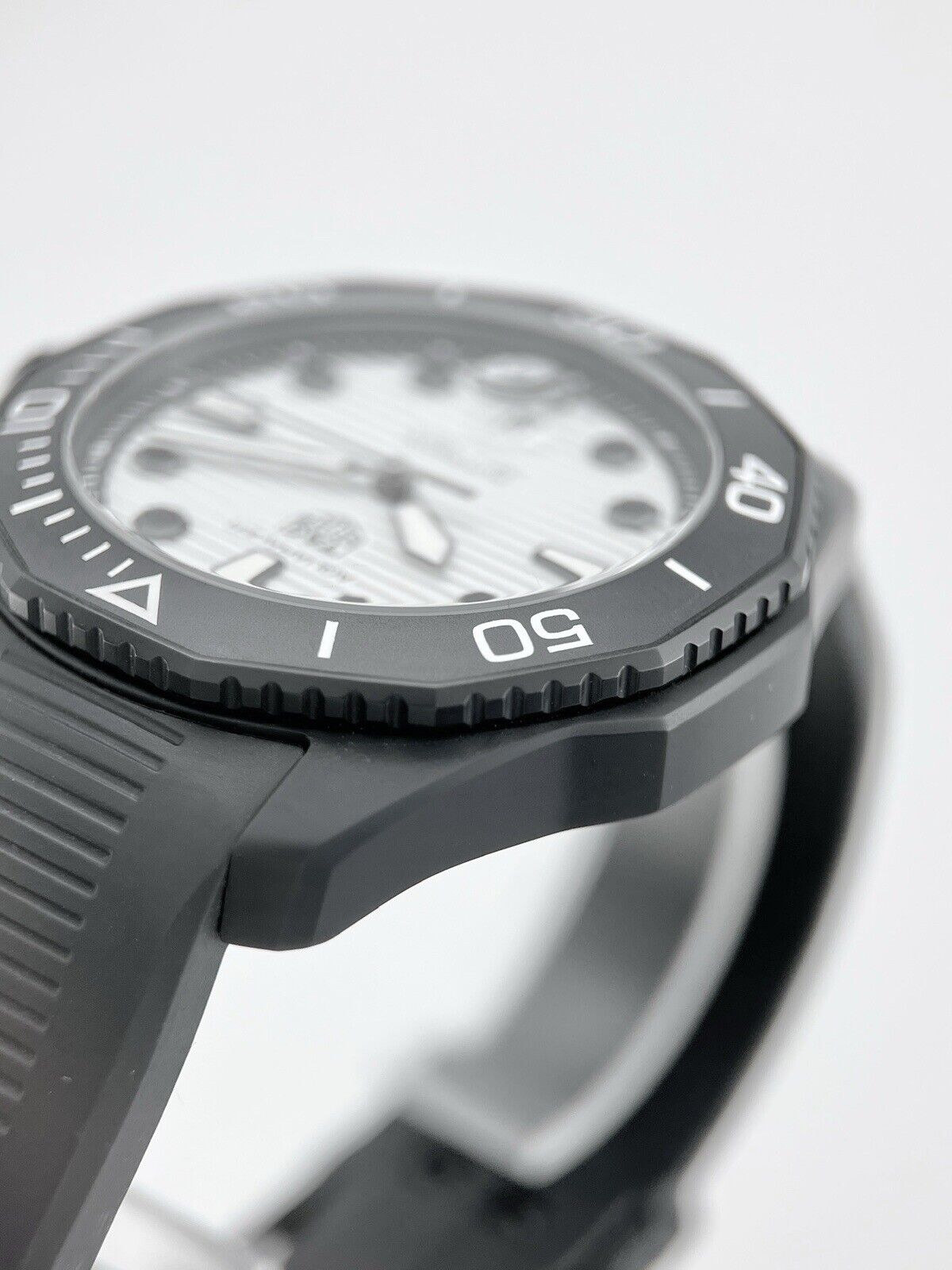 2022 Tag Heuer Aqua Racer Automatic 43mm White Dial WBP201D - Box And Papers