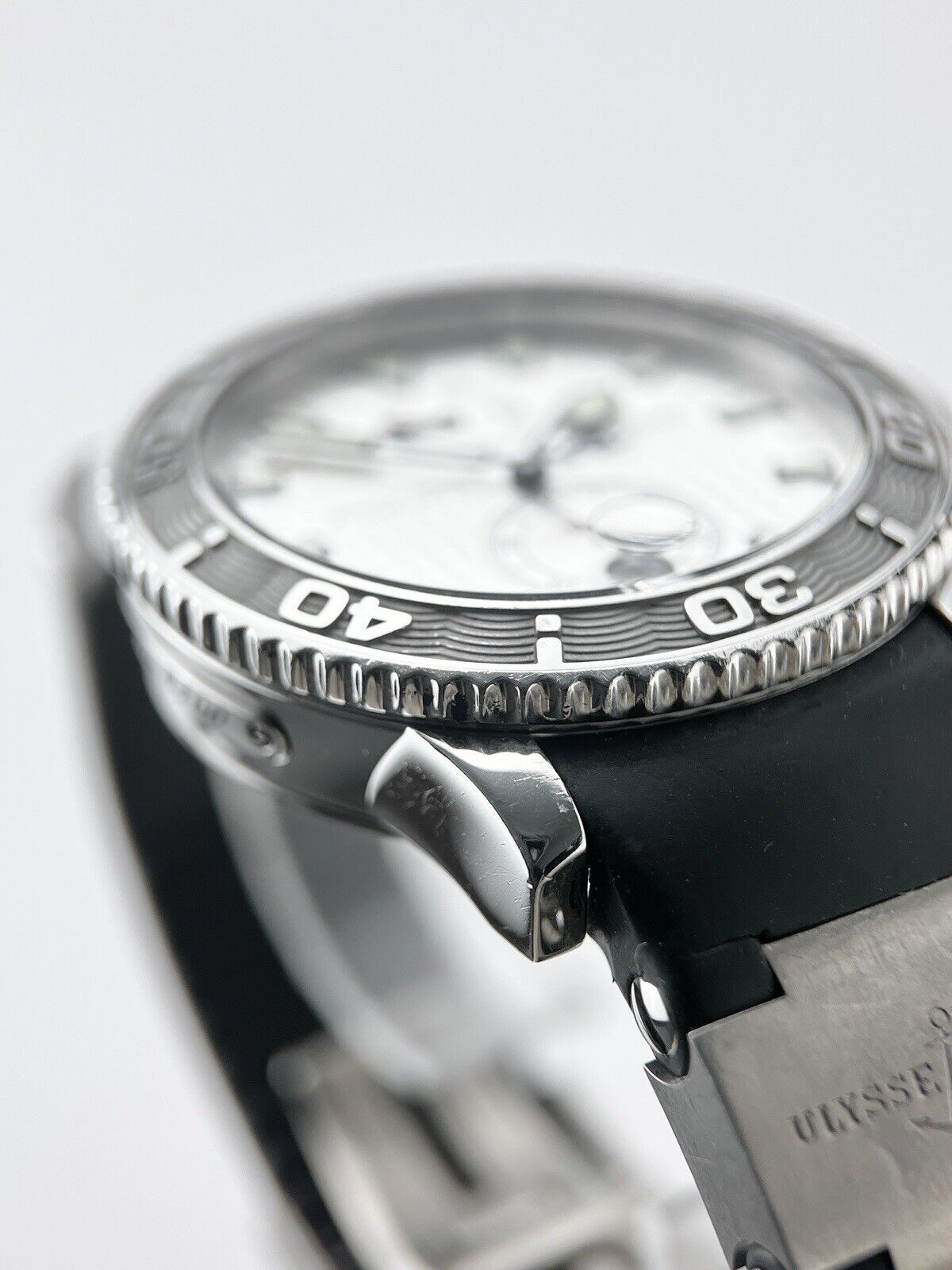 Ulysse Nardin Maxi Marine Stainless Diver Silver Dial 42mm Ref- 263-33 W/ Box