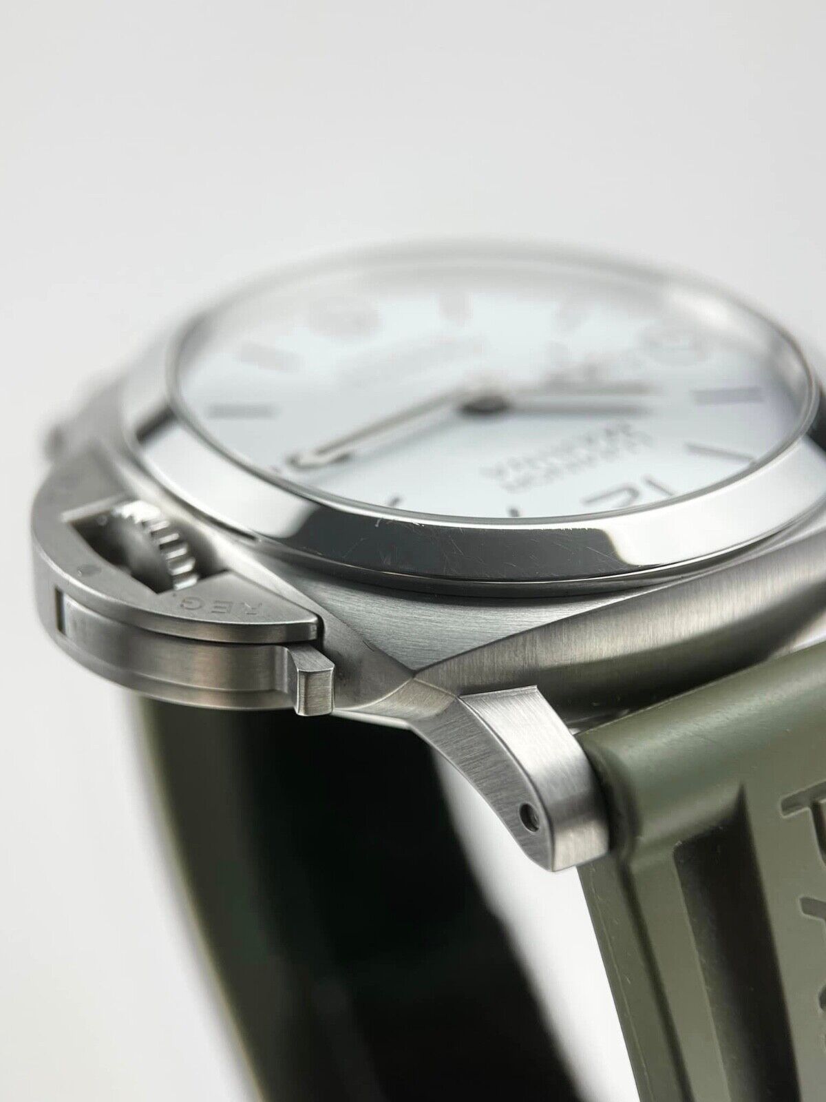 2022 Panerai Luminor Marina White Dial Men's Automatic Date Watch PAM01314 B&P