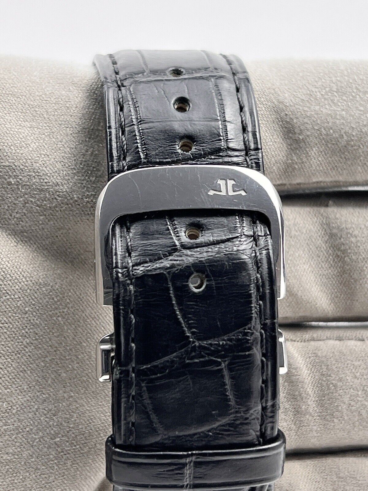 2015 JLC Grande Reverso Manual Wind Watch 30x42mm W/ Papers - 273.8.04