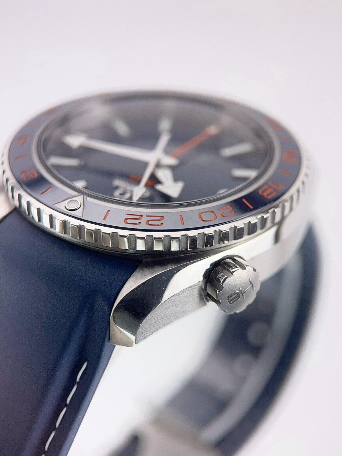 Omega Seamaster Planet Ocean Steel Blue Dial 43.5mm Auto 232.32.44.22.03.001