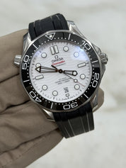 Omega Seamaster Steel White Dial 42mm Automatic Men's Watch 210.32.42.20.04.001