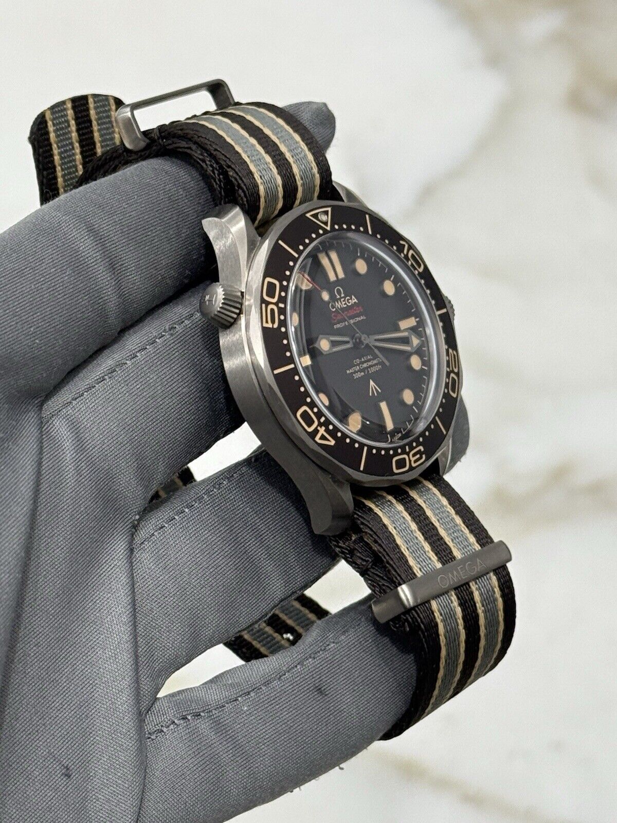 Omega Seamaster 300m 007 No Time to Die James Bond Watch 210.92.42.20.01.001