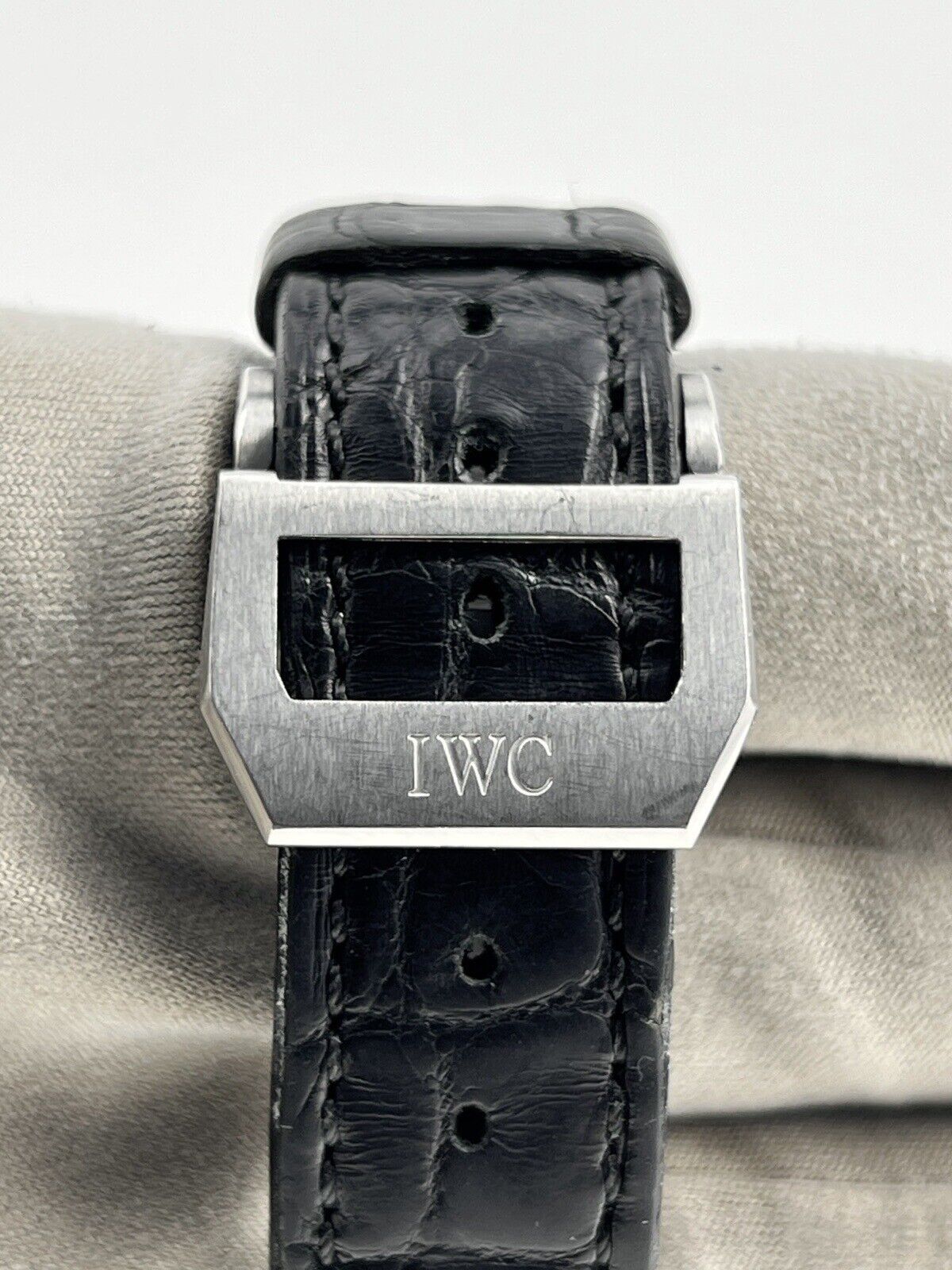 IWC Big Pilot Black Dial 46mm 7 Day Power Reserve IW500401 Automatic Watch B&P