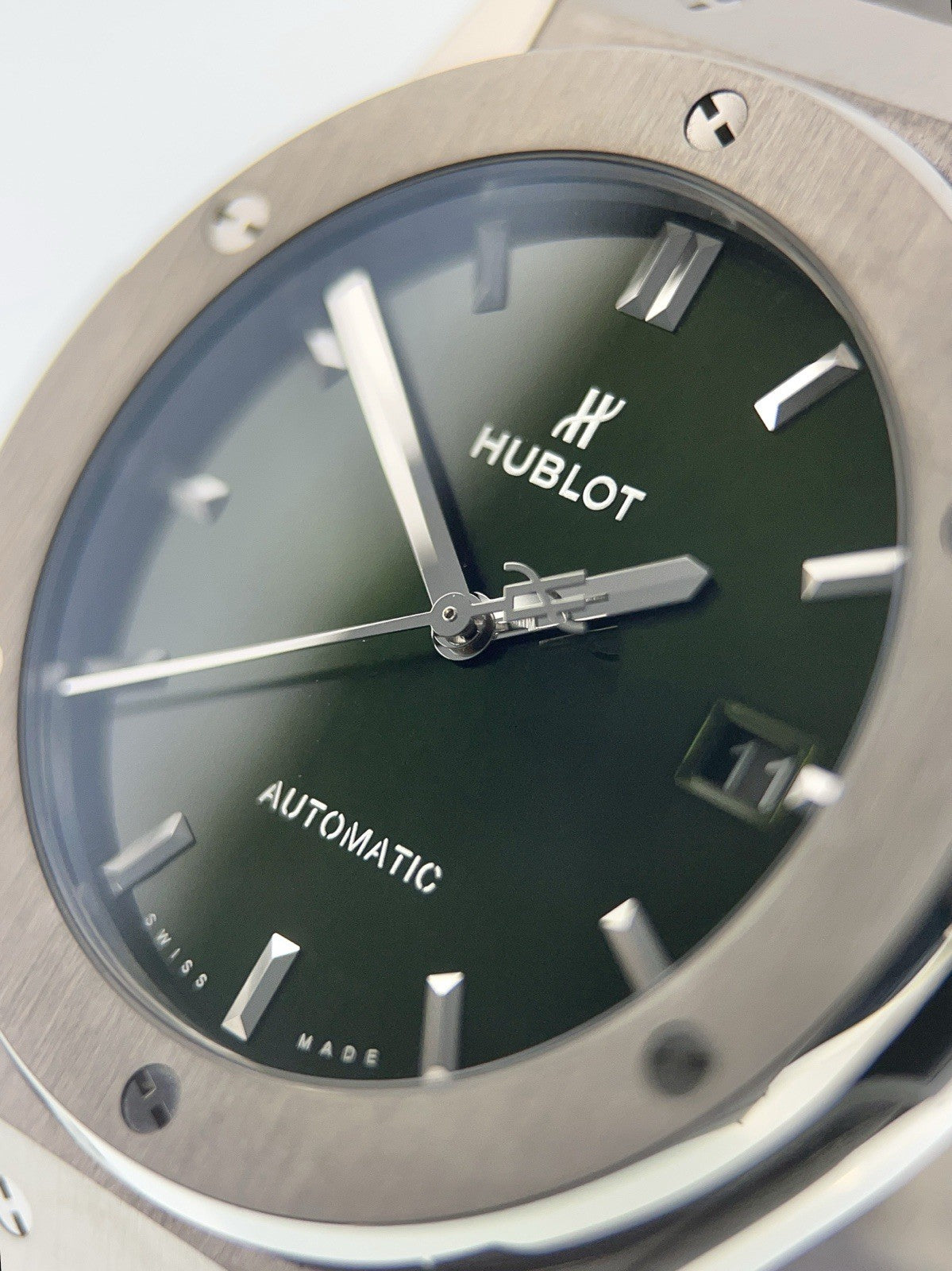 Hublot Classic Fusion Titanium Green Dial 45mm Automatic Men’s 511.NX.8970.LR