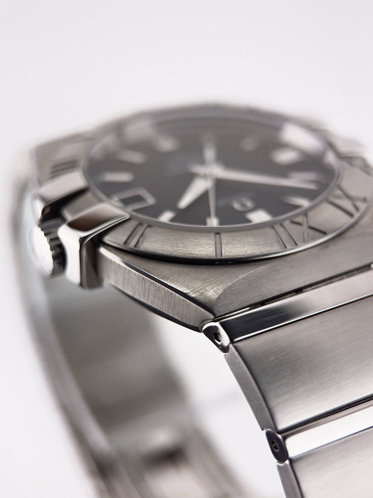 Omega Constellation Stainless Steel Black Dial 38mm Quartz Mens Watch 1513.51.00