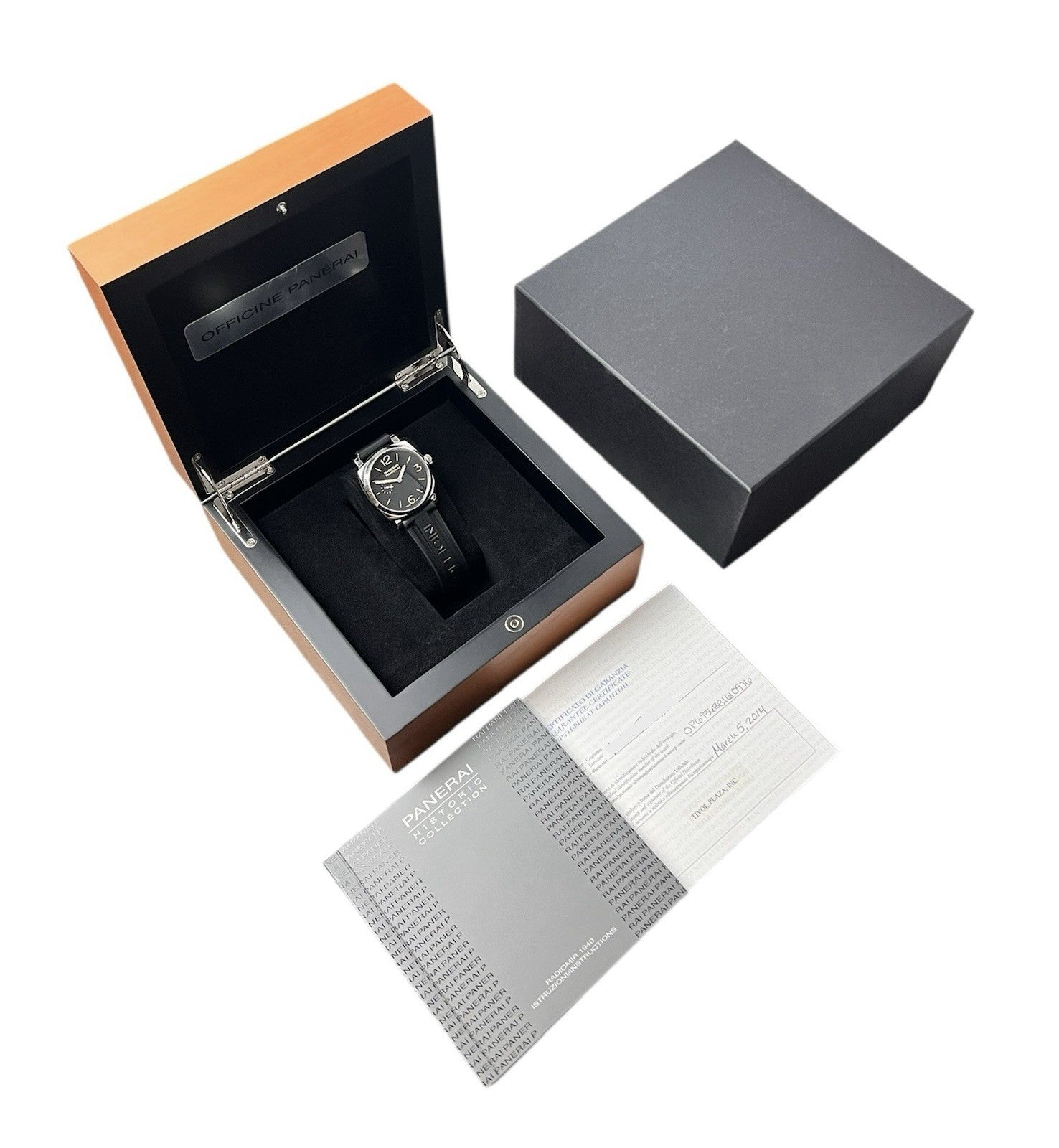 Panerai Radiomir Black Dial Stainless Steel 42mm Manual Wind Mens Watch PAM00512