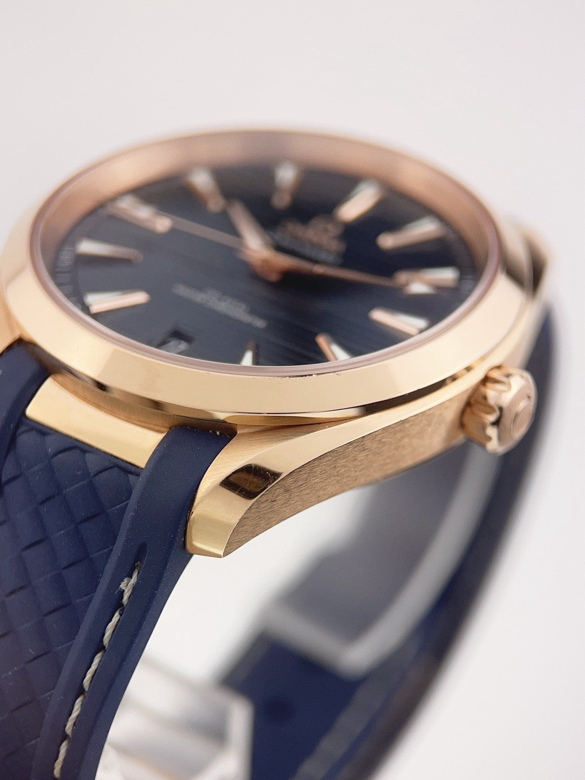 Omega Seamaster 18k Rose Gold Blue Dial 41mm Automatic Watch 220.52.41.21.001