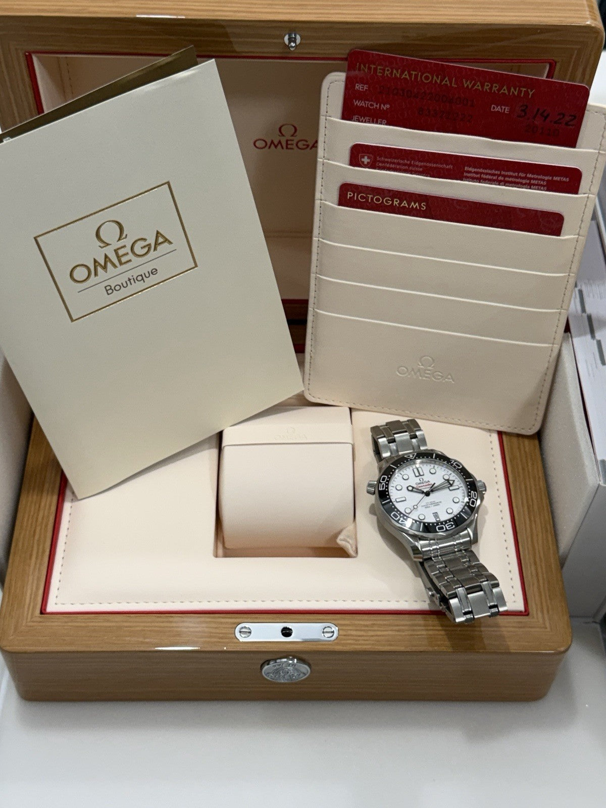 2022 Omega Seamaster Steel White Dial 42mm Auto Men's Watch 210.30.42.20.04.001