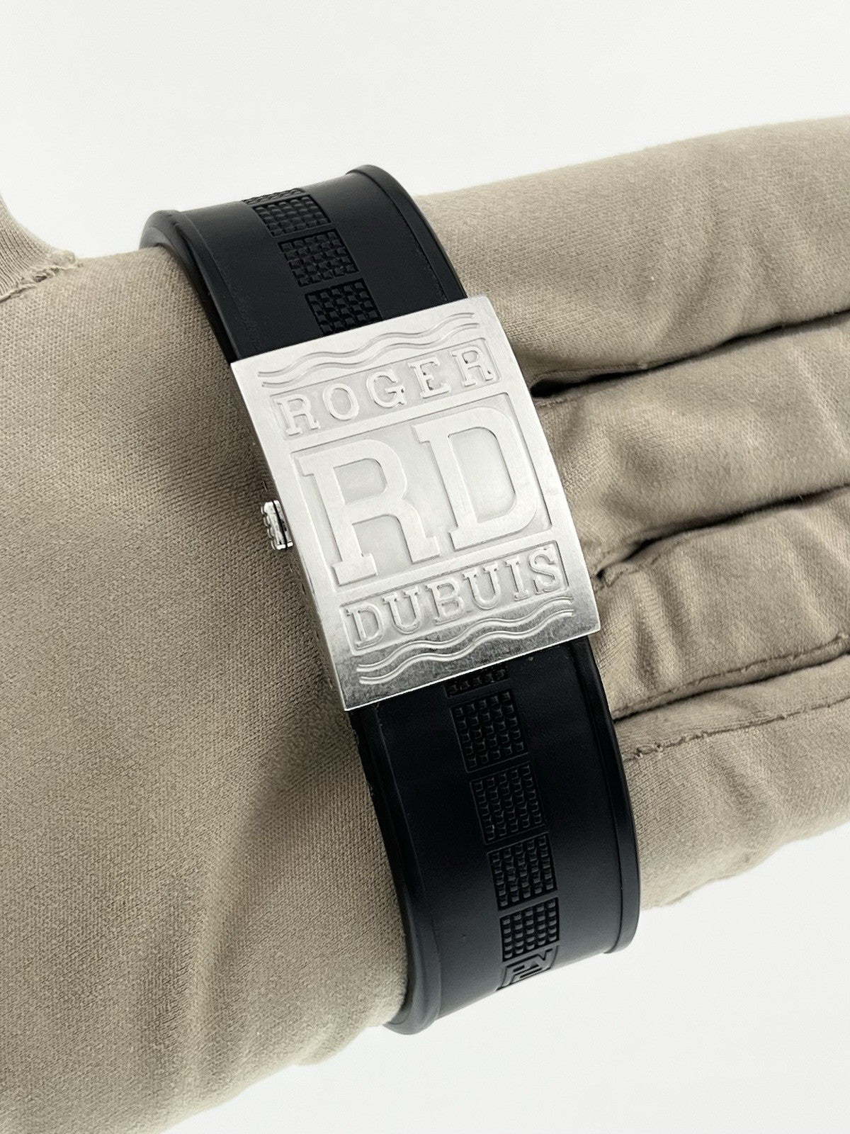 Roger Dubuis Excalibur Steel Black Dial 47mm Automatic Men's Watch EX427799.1R