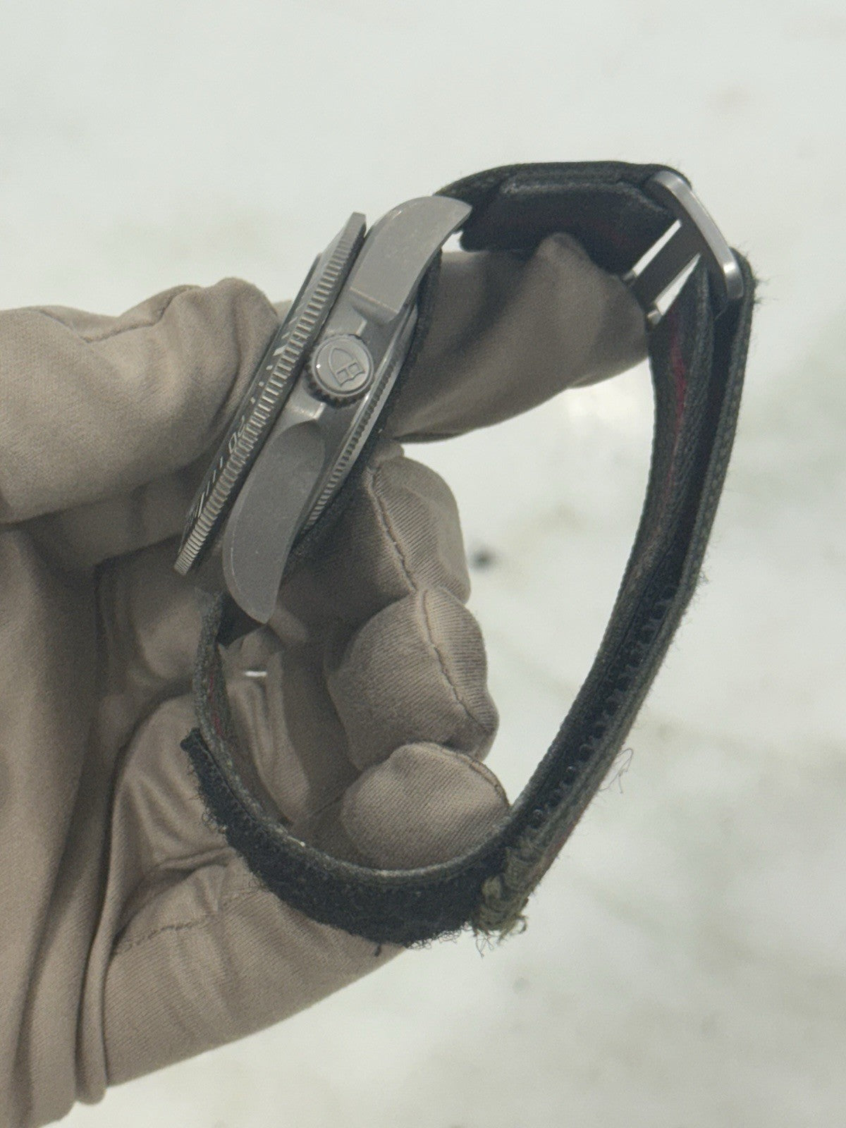 2023 Tudor Pelagos FXD 25717N Titanium 42mm Fabric Strap Watch - Box & Papers