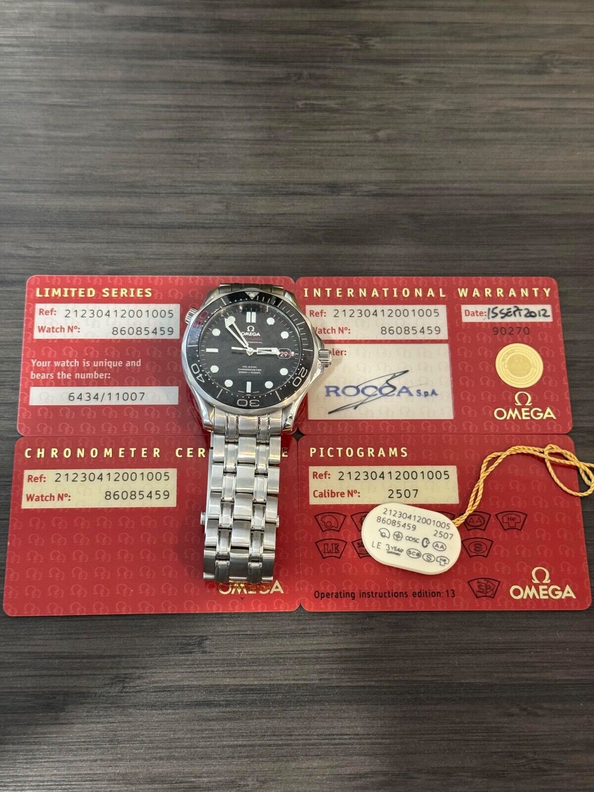 Omega Seamaster 007 Limited James Bond Model 212.30.41.20.01.005 SS W/ Papers