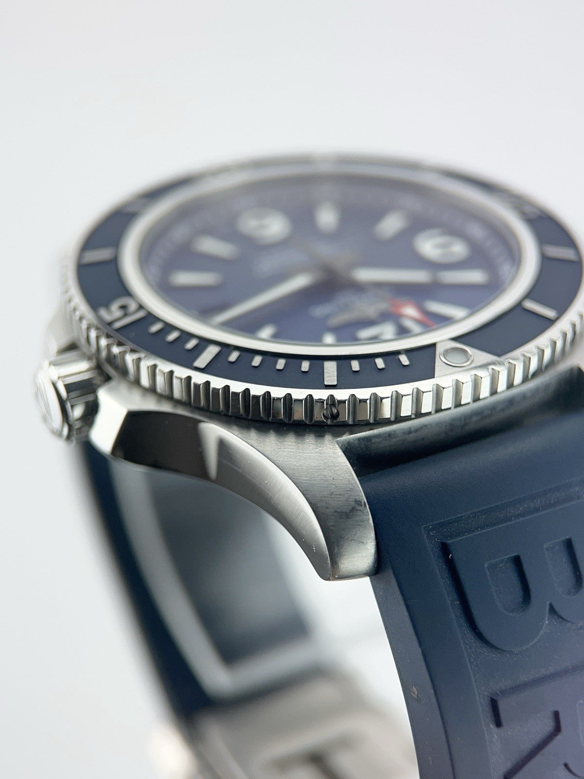 Breitling Superocean II 44 Stainless Steel Blue Dial 44mm Automatic Men’s A17367