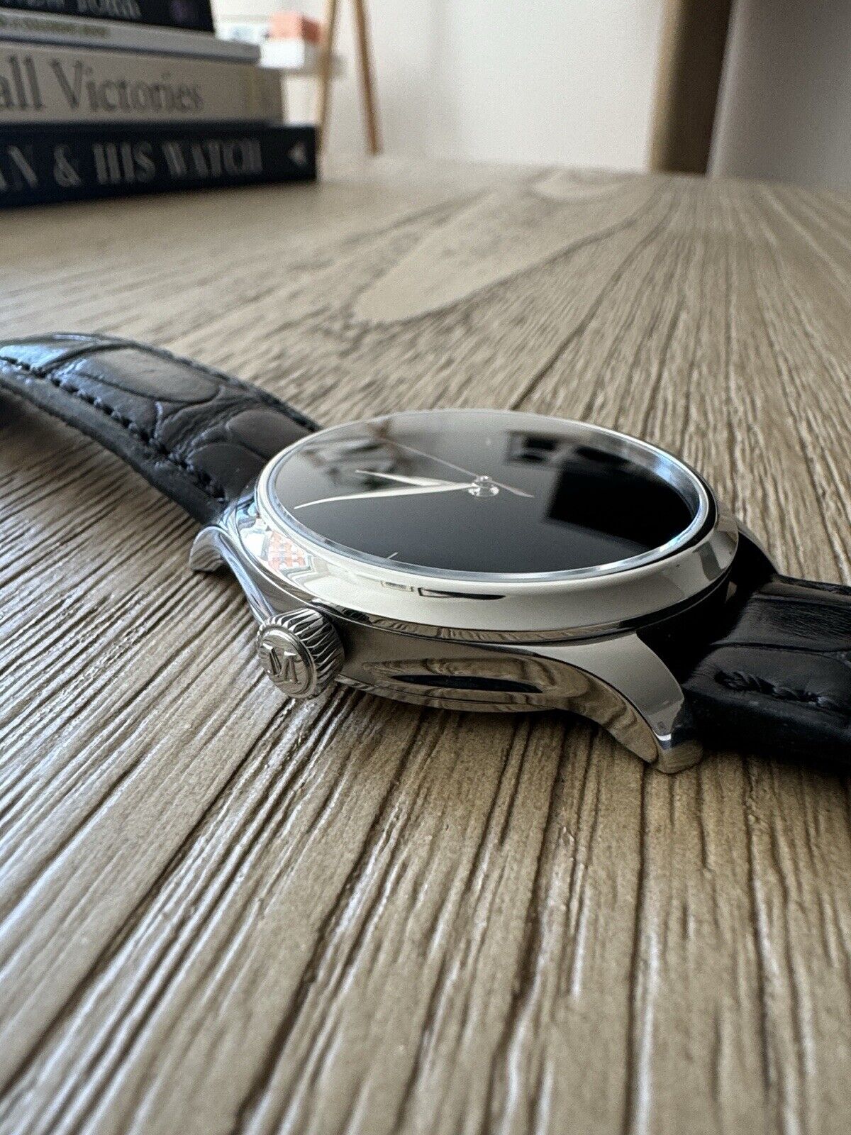 H. Moser & Cie Endeavour Centre Second Vantablack 40mm Automatic 1200-1235