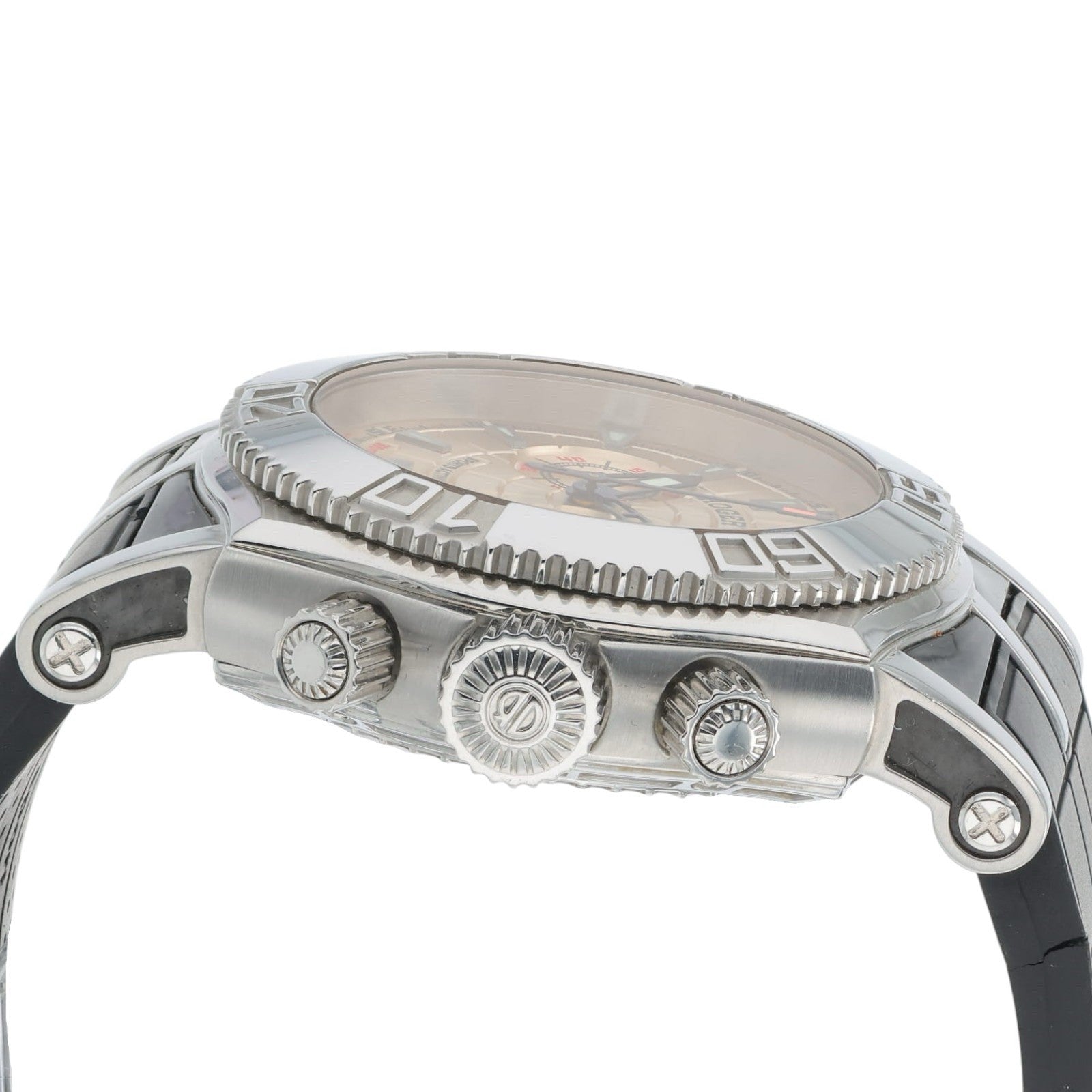 Roger Dubuis Easy Diver Steel Champagne Dial 46mm Manual Wind SE46.56.9/12.53