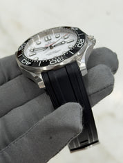 2025 Omega Seamaster Steel White Dial 42mm Auto Mens Watch 210.32.42.20.04.001