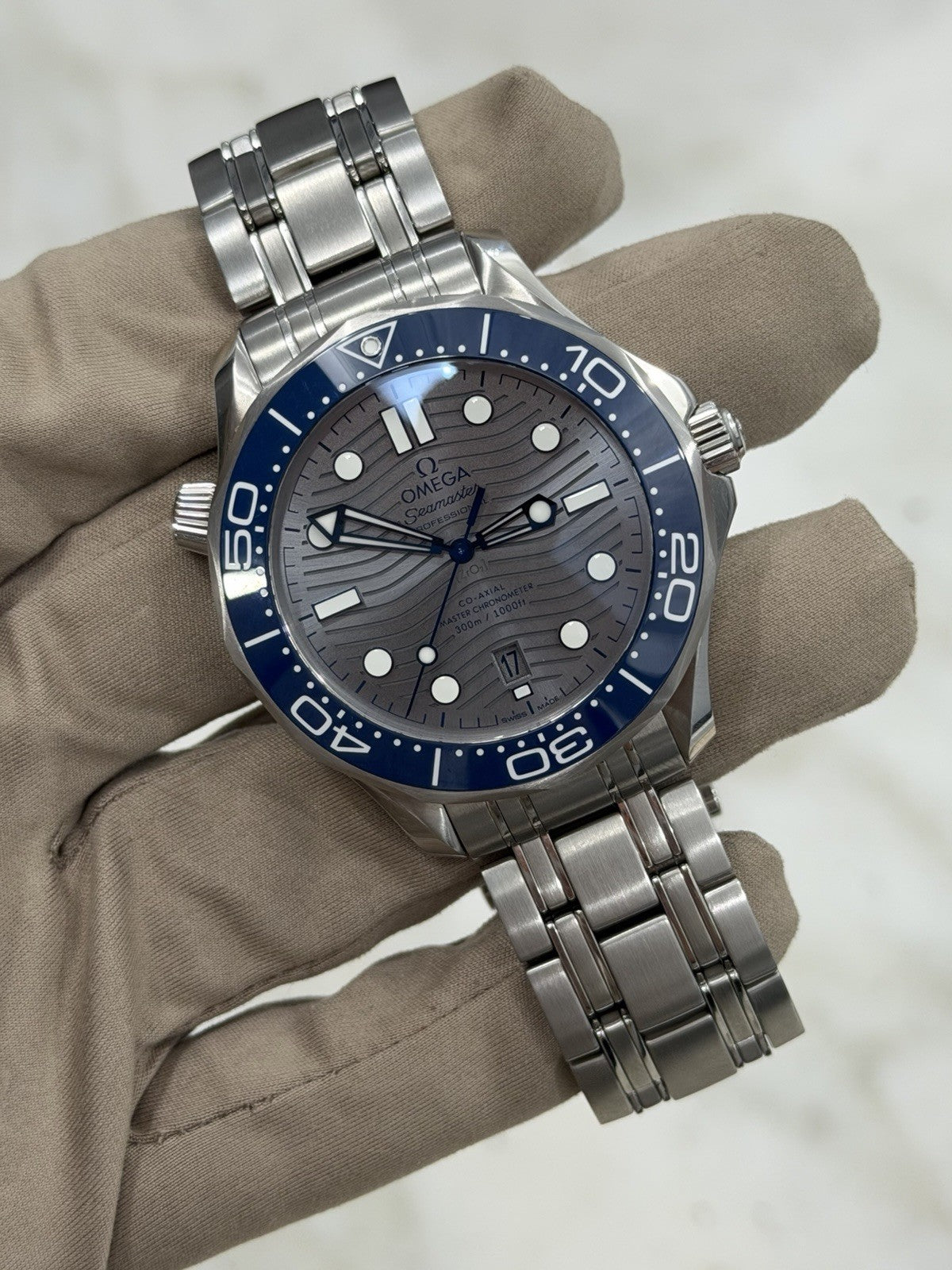 2022 Omega Seamaster Gray Dial 42mm Automatic Mens Watch 210.30.42.20.06.001