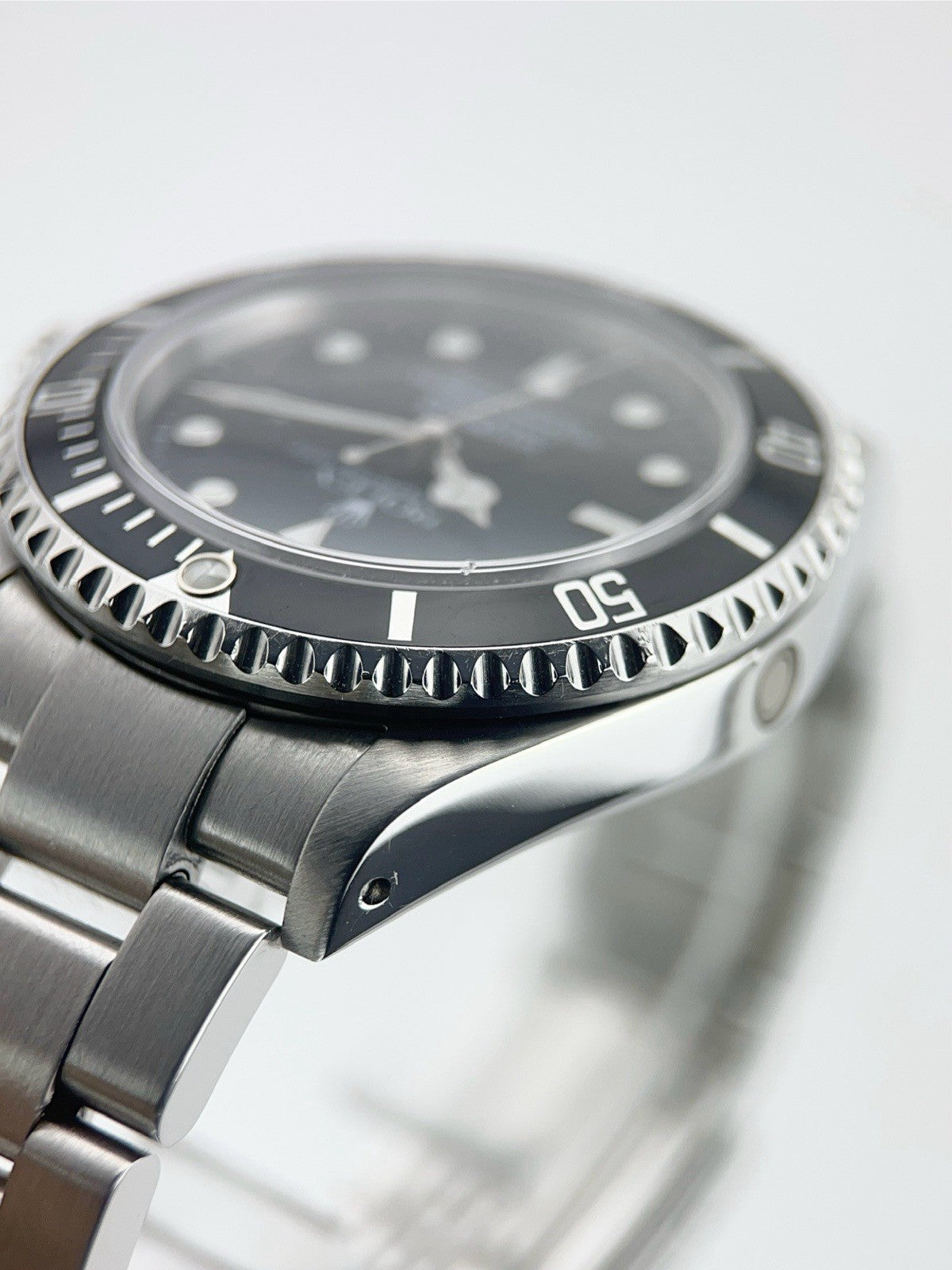 Rolex Sea-Dweller Stainless Steel Black Dial 40mm Automatic Men’s Watch 16600