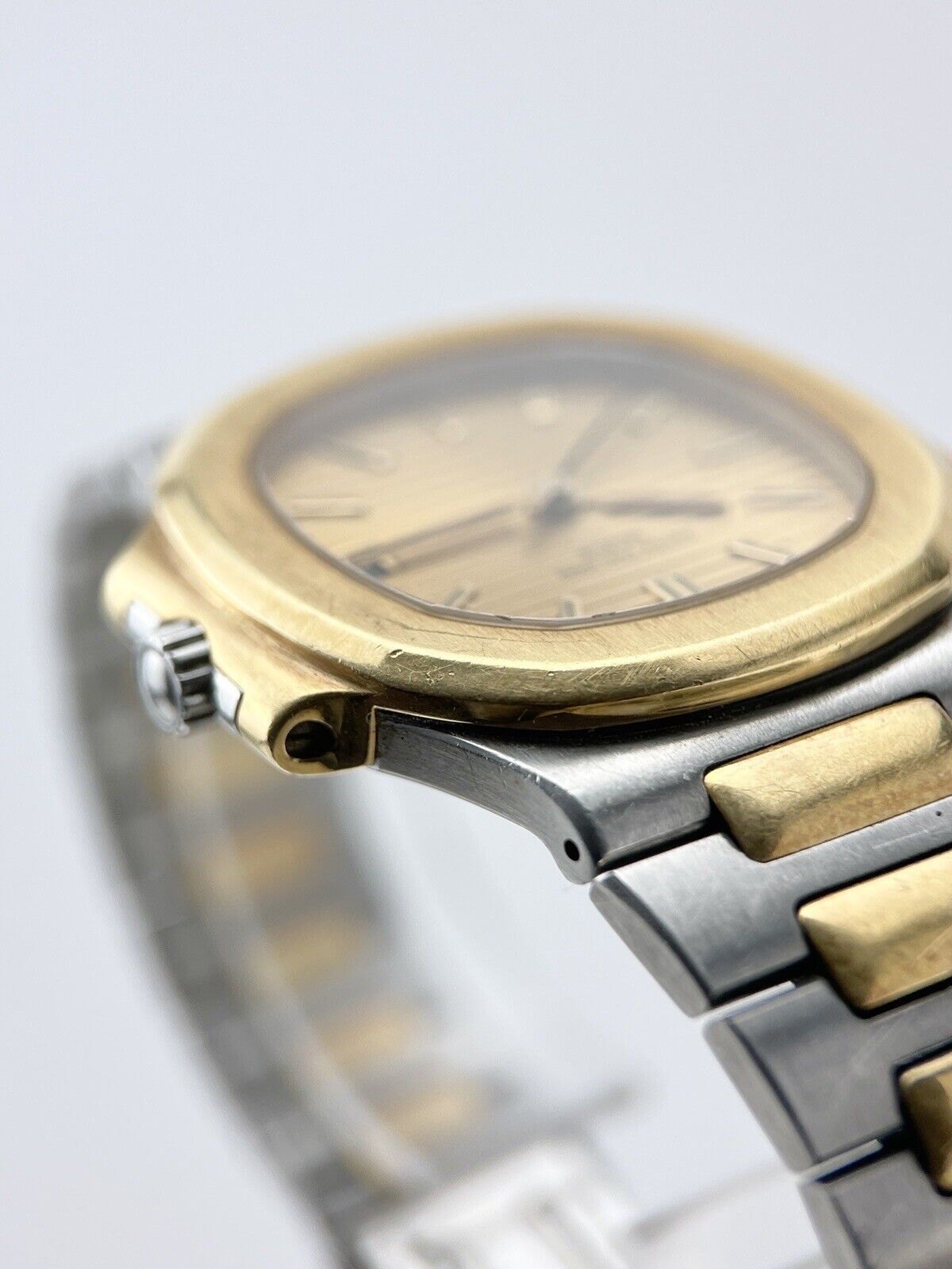 Patek Philippe Nautilus Automatic 37mm 18k Yellow Gold & Steel Casing 3800/1