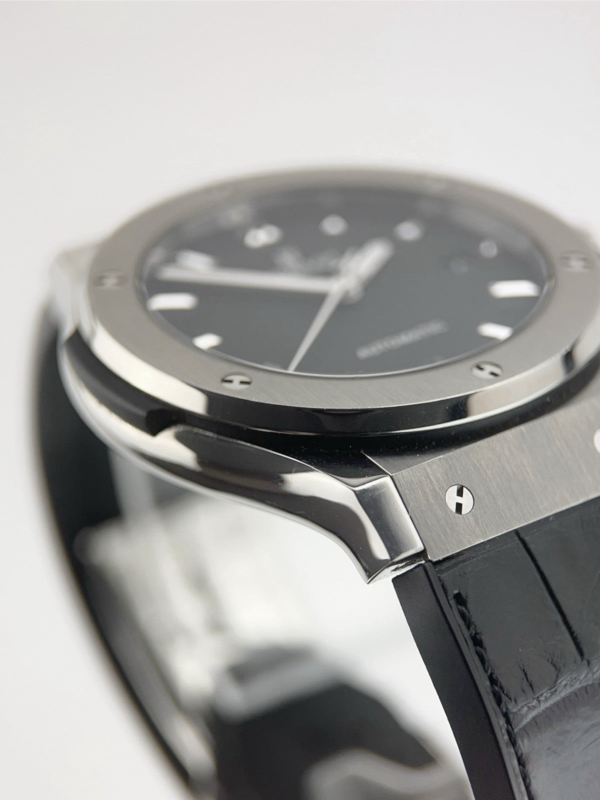 Hublot Classic Fusion Titanium Black Dial 45mm Automatic Men’s 511.NX.1171.LR