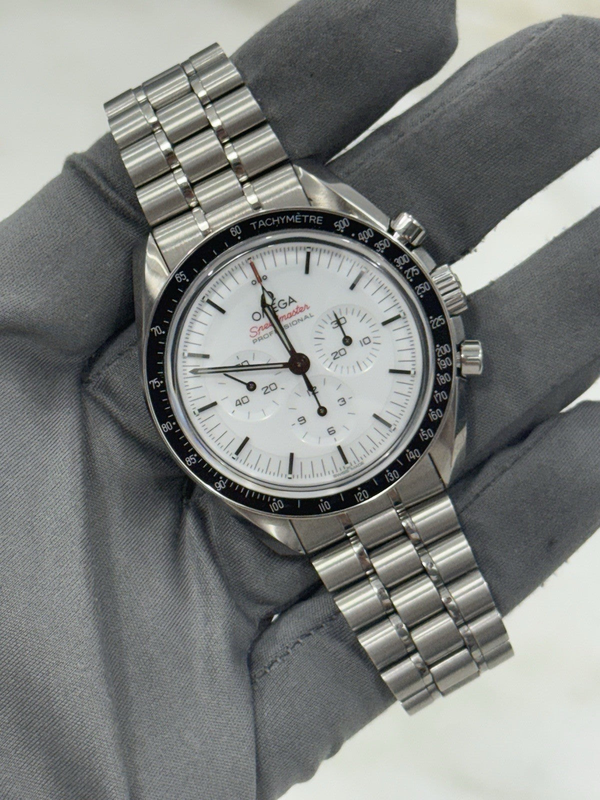OPEN CARD Omega Speedmaster White Dial 42mm Manual Wind Mens 310.30.42.50.04.001
