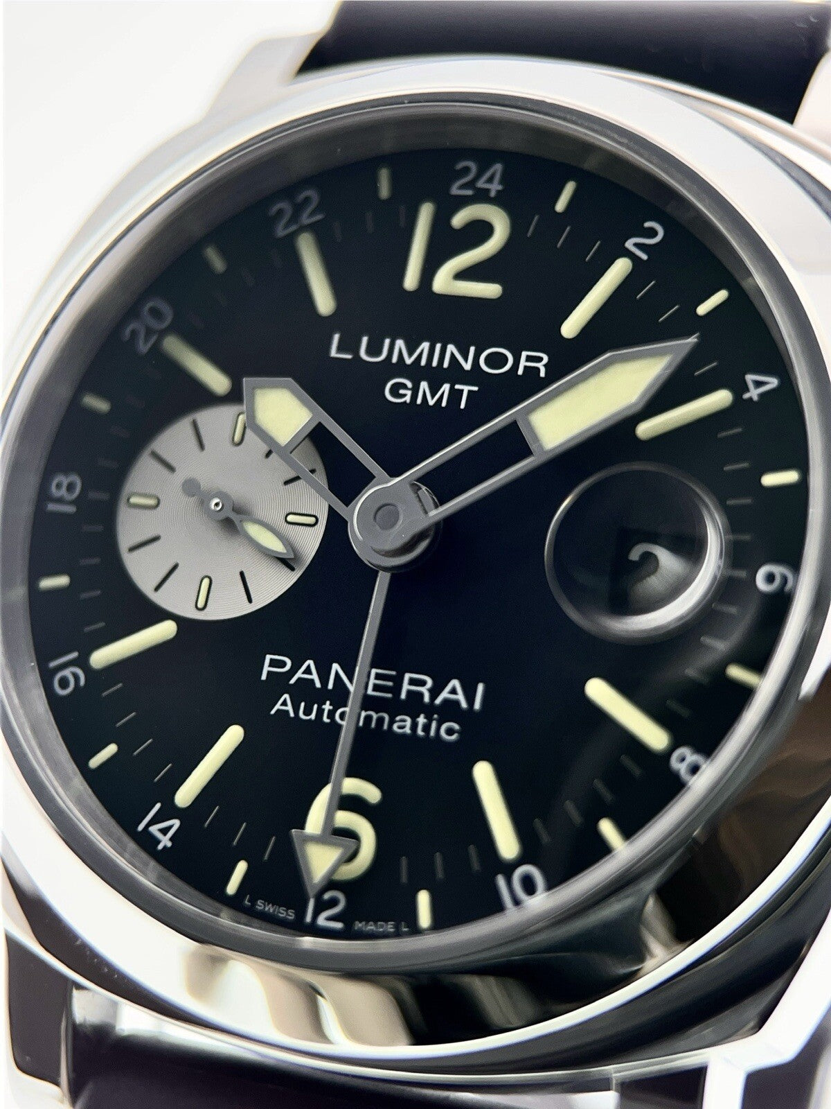 Panerai Luminor GMT PAM01088