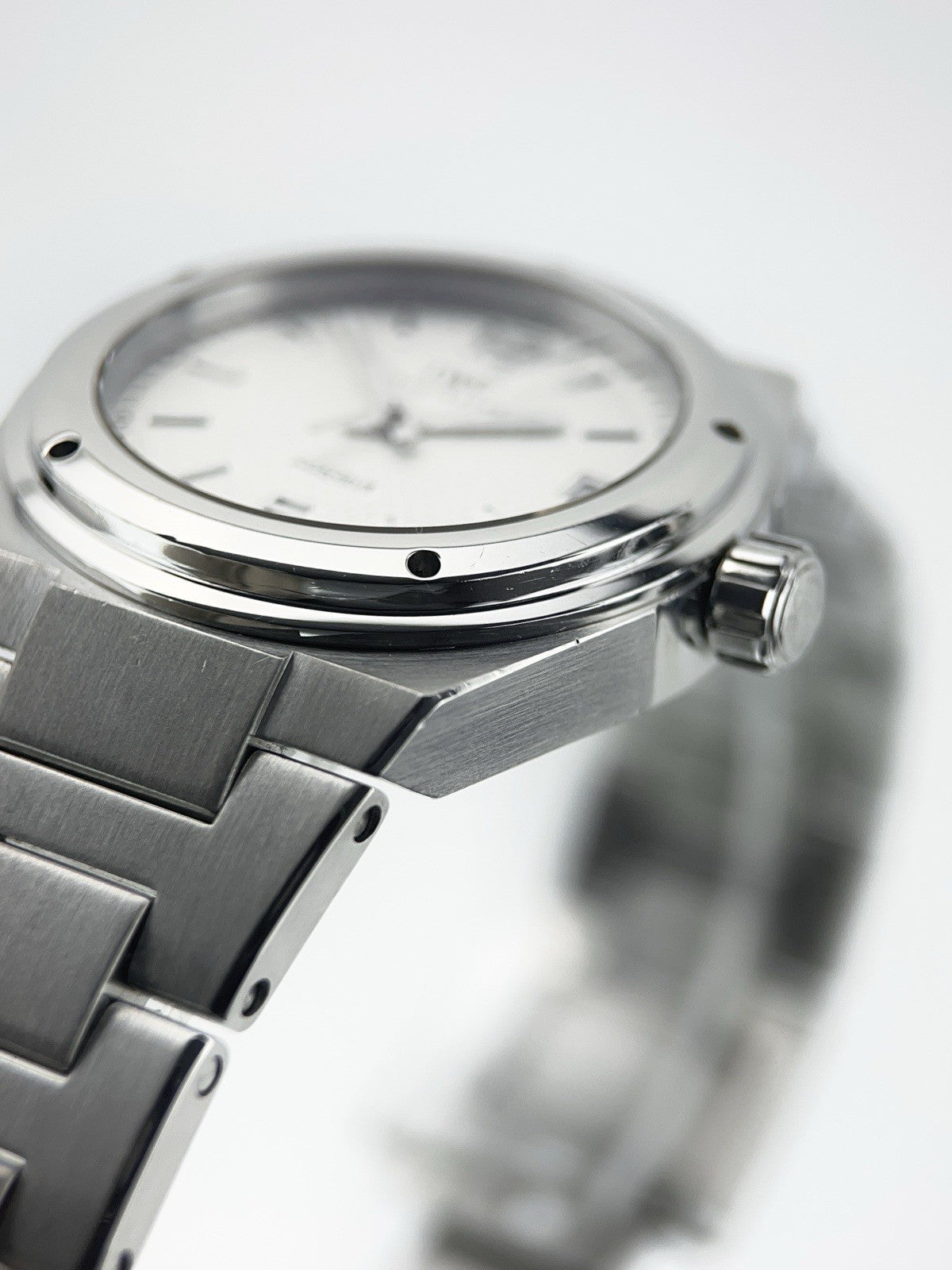 IWC Ingenieur Stainless Steel White Dial 34mm Automatic Men’s Watch IW451501