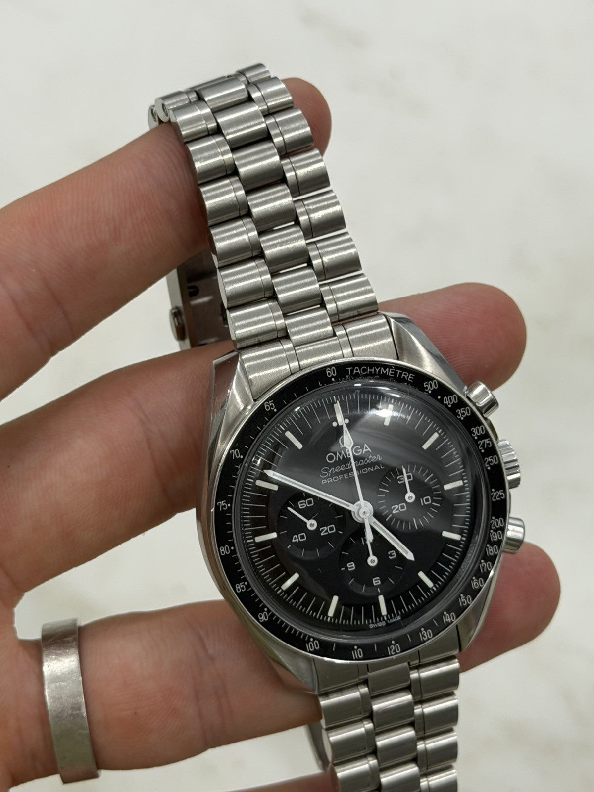 OPEN Omega Speedmaster Black Dial 42mm Manual Mens Watch 310.30.42.50.01.001