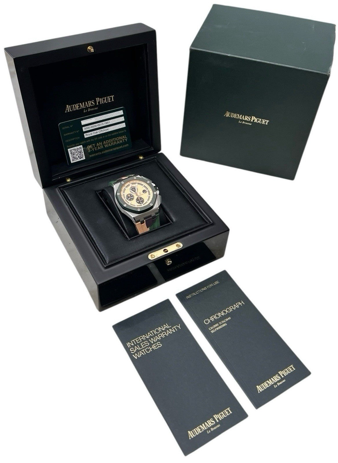 Audemars Piguet Royal Oak Champagne Dial 44mm Automatic Men's Watch 26400SO