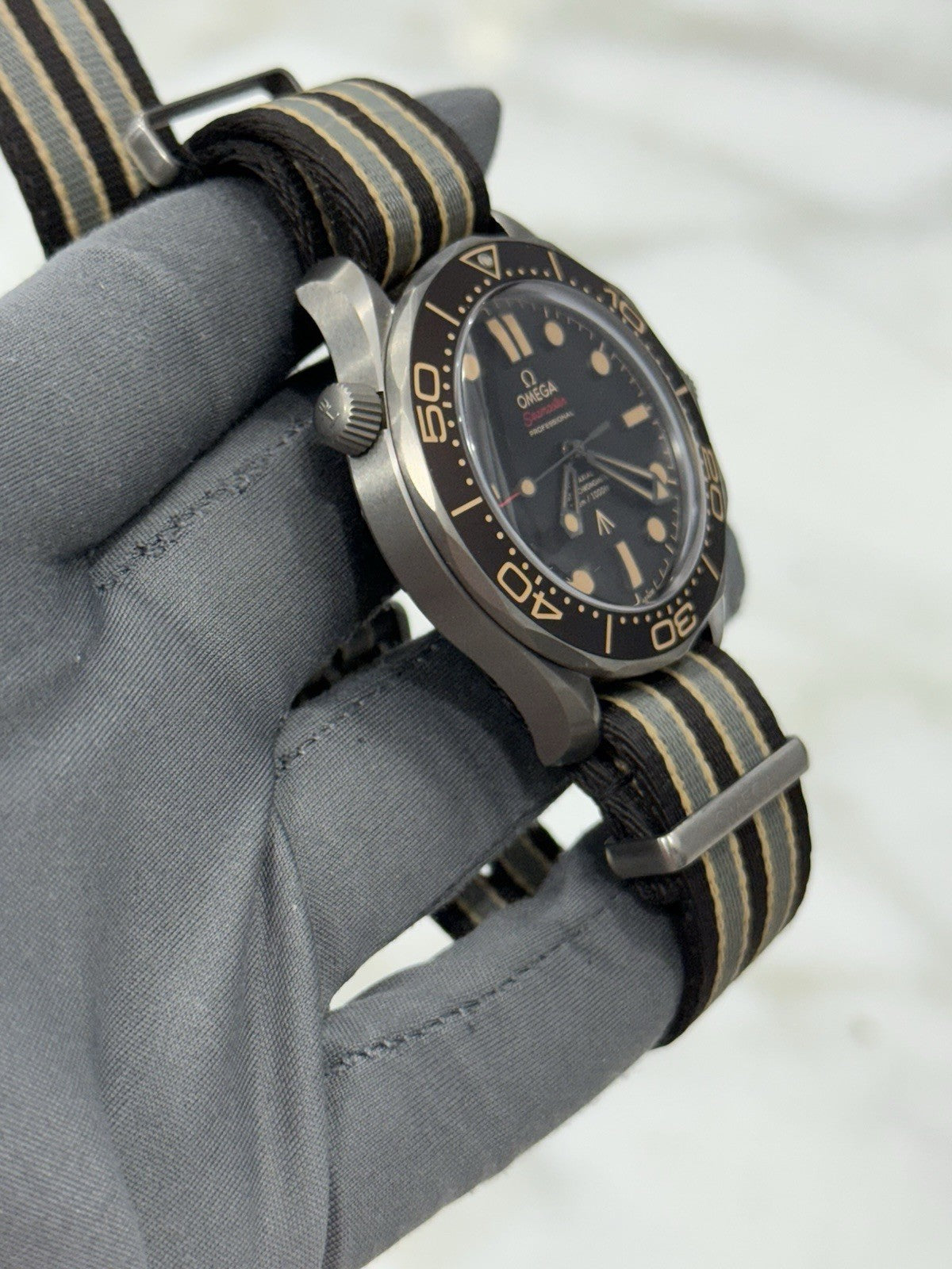 Omega Seamaster No Time to Die James Bond Mens Watch 210.92.42.20.01.001