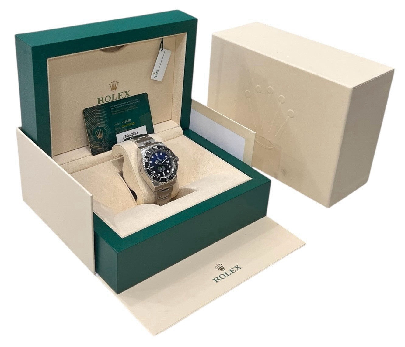 Rolex Sea-Dweller Stainless Steel Blue Dial 44mm Automatic Mens Watch 136660