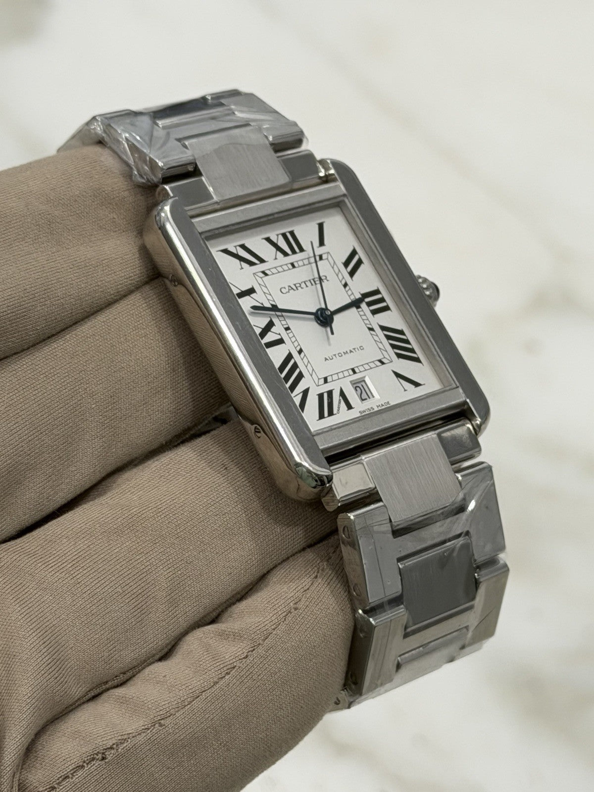 Cartier Tank Solo XL 3515 Stainless Steel 31mm Automatic Mens Watch W5200028